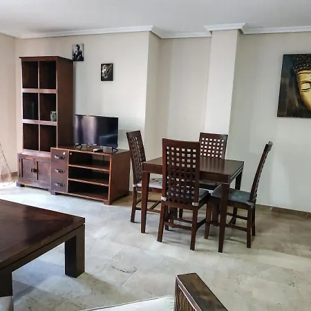 Deluxe San Julian Apartment *