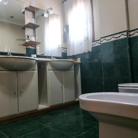 Deluxe San Julian Apartment *